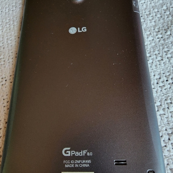 LG Gpad F8.0‎ Tablet with Pen - Picture 3 of 8
